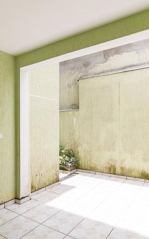 Casa à venda com 200m², 6 quartos e 1 vagaCasa 1 - quintal fundos