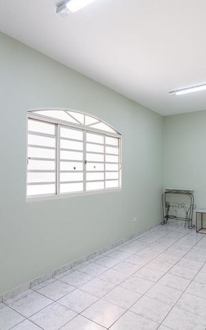 Casa à venda com 200m², 6 quartos e 1 vagaCasa 2 - quarto 2
