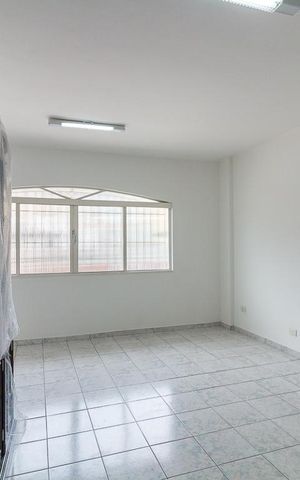 Casa à venda com 200m², 6 quartos e 1 vagaCasa 2 - quarto 1