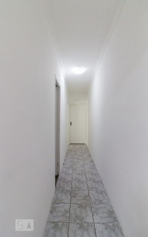 Casa à venda com 200m², 6 quartos e 1 vagaCasa 1 - corredor