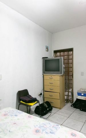 Casa à venda com 249m², 4 quartos e 6 vagas Casa à venda com 249m², 4 quartos e 6 vagasSuite