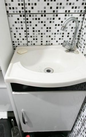Casa à venda com 249m², 4 quartos e 6 vagas Casa à venda com 249m², 4 quartos e 6 vagasDetalhe banheiro