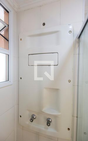 Apartamento à venda com 68m², 3 quartos e 1 vagaDetalhe banheiro