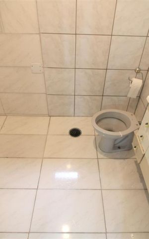 Casa para alugar com 112m², 2 quartos e 3 vagasBanheiro 1