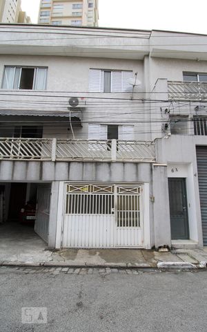 Casa para alugar com 112m², 2 quartos e 3 vagasFachada 