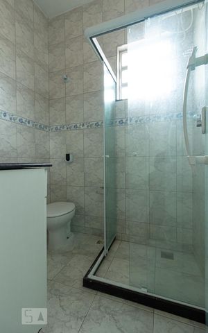 Studio para alugar com 25m², 1 quarto e sem vaga Studio para alugar com 25m², 1 quarto e sem vagaBanheiro