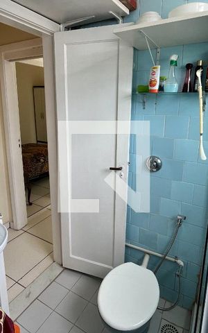 Apartamento à venda com 45m², 2 quartos e sem vaga Apartamento à venda com 45m², 2 quartos e sem vagaBanheiro
