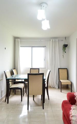 Apartamento à venda com 70m², 2 quartos e 1 vagaSala