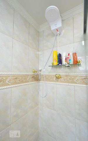 Apartamento à venda com 70m², 2 quartos e 1 vagaBanheiro Social