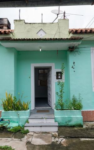Casa de condomínio à venda com 38m², 2 quartos e sem vaga Casa de condomínio à venda com 38m², 2 quartos e sem vagaFachada