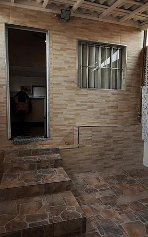 Casa à venda com 150m², 5 quartos e 1 vagaLavanderia