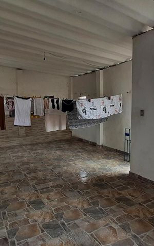 Casa à venda com 150m², 5 quartos e 1 vagaLavanderia