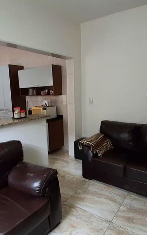 Casa à venda com 150m², 5 quartos e 1 vagaSala