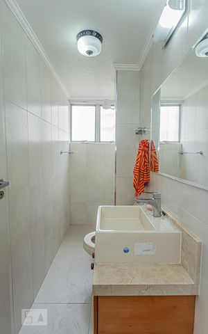 Apartamento à venda com 135m², 3 quartos e 1 vaga Apartamento à venda com 135m², 3 quartos e 1 vagaBanheiro