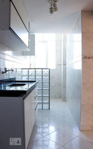 Apartamento para alugar com 65m², 2 quartos e 1 vagaCozinha e Área de Serviço