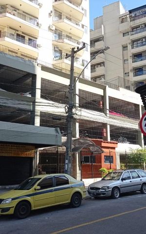 Apartamento para alugar com 65m², 2 quartos e 1 vaga Apartamento para alugar com 65m², 2 quartos e 1 vagaFachada