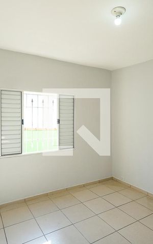 Casa de condomínio à venda com 376m², 1 quarto e 2 vagas Casa de condomínio à venda com 376m², 1 quarto e 2 vagasQuarto