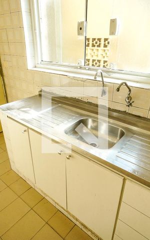 Casa de condomínio à venda com 376m², 1 quarto e 2 vagas Casa de condomínio à venda com 376m², 1 quarto e 2 vagasPia da Cozinha