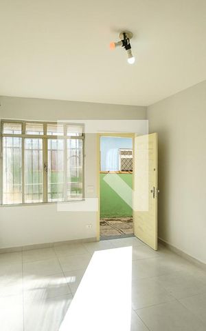 Casa de condomínio à venda com 376m², 1 quarto e 2 vagas Casa de condomínio à venda com 376m², 1 quarto e 2 vagasSala