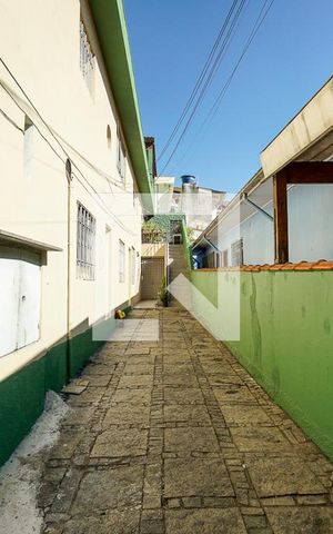 Casa de condomínio à venda com 376m², 1 quarto e 2 vagas Casa de condomínio à venda com 376m², 1 quarto e 2 vagasEntrada