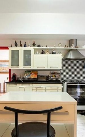 Casa à venda com 720m², 4 quartos e 4 vagasCozinha