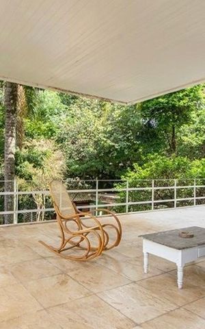 Casa à venda com 720m², 4 quartos e 4 vagasÁrea Externa