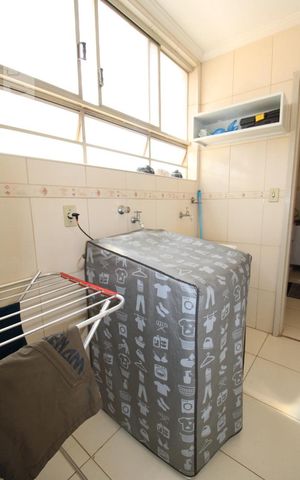 Apartamento à venda com 126m², 2 quartos e 1 vagaÁrea de Serviço