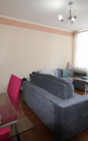 Apartamento à venda com 126m², 2 quartos e 1 vagaSala