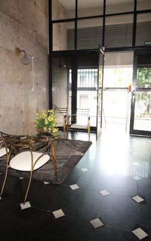 Apartamento à venda com 126m², 2 quartos e 1 vagaHall de entrada