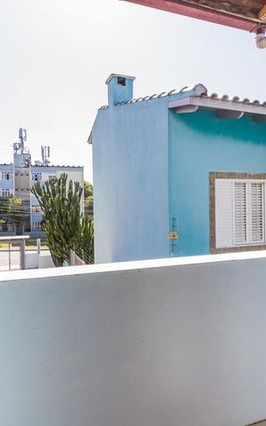 Casa à venda com 225m², 2 quartos e 2 vagas Casa à venda com 225m², 2 quartos e 2 vagasSacada