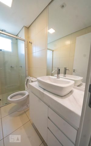 Apartamento para alugar com 66m², 2 quartos e 1 vagaBanheiro