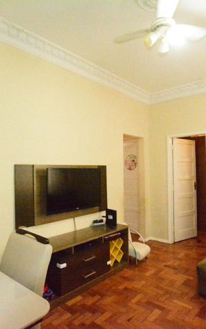 Apartamento à venda com 65m², 2 quartos e sem vagaSala