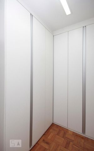 Apartamento à venda com 98m², 2 quartos e sem vagaCloset da Suíte