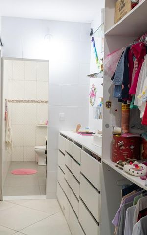 Casa à venda com 130m², 3 quartos e sem vagaCloset