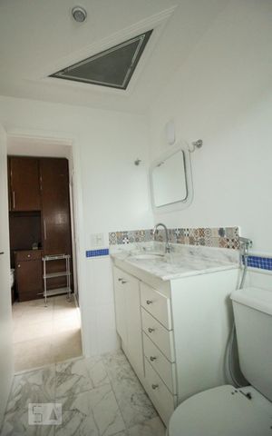 Apartamento à venda com 96m², 3 quartos e 3 vagasBanheiro Quarto 2 - Suíte