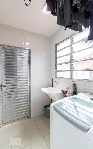 Casa à venda com 179m², 1 quarto e sem vagaÁrea de serviço