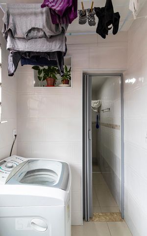 Casa à venda com 179m², 1 quarto e sem vagaÁrea de serviço