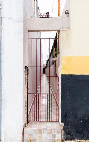 Casa à venda com 179m², 1 quarto e sem vagaFachada