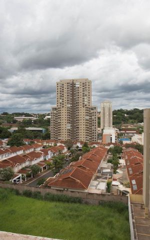 Apartamento para alugar com 73m², 2 quartos e 2 vagasVista da janela do quarto