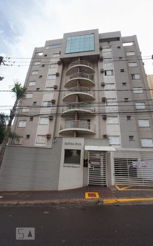 Apartamento para alugar com 73m², 2 quartos e 2 vagasFachada