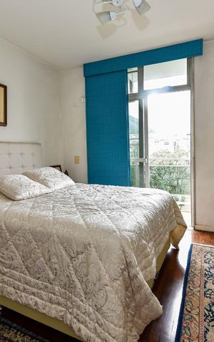 Apartamento à venda com 126m², 2 quartos e 1 vaga Apartamento à venda com 126m², 2 quartos e 1 vagaSuíte