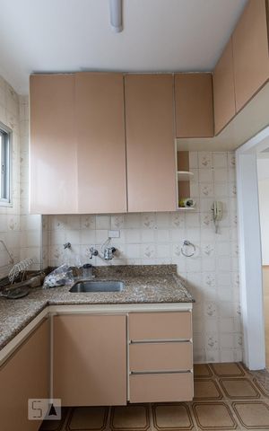 Apartamento para alugar com 80m², 3 quartos e sem vaga Apartamento para alugar com 80m², 3 quartos e sem vagaCozinha