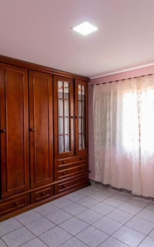 Casa à venda com 153m², 3 quartos e 3 vagas Casa à venda com 153m², 3 quartos e 3 vagasQuarto 2