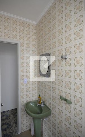 Casa para alugar com 230m², 4 quartos e 2 vagasLavabo