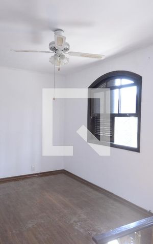 Casa para alugar com 230m², 4 quartos e 2 vagasSala de estar - Segundo Andar