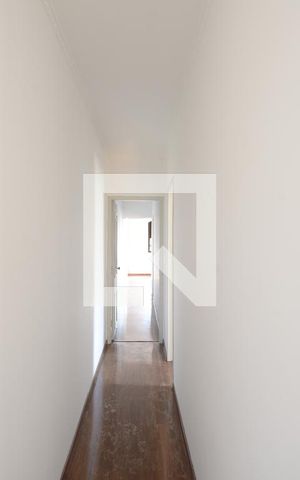 Casa para alugar com 230m², 4 quartos e 2 vagasCorredor - Segundo Andar