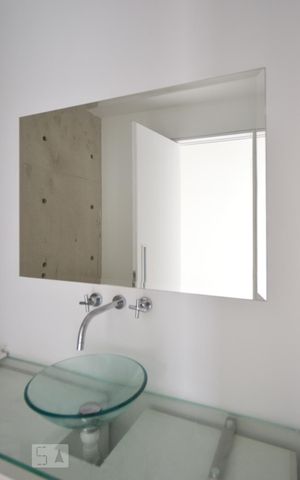Apartamento à venda com 69m², 2 quartos e 2 vagasBanheiro
