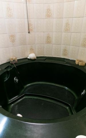 Casa à venda com 350m², 3 quartos e 4 vagasSuíte 1 - Banheiro