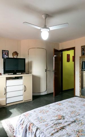 Casa à venda com 350m², 3 quartos e 4 vagasSuíte 1