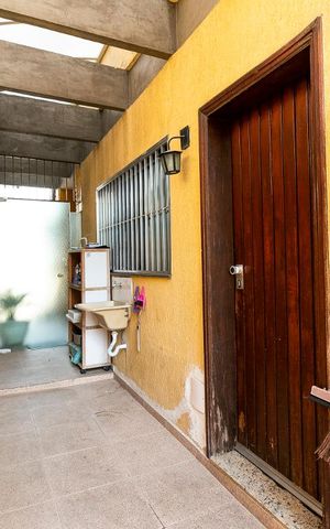 Casa à venda com 350m², 3 quartos e 4 vagasÁrea de Serviço